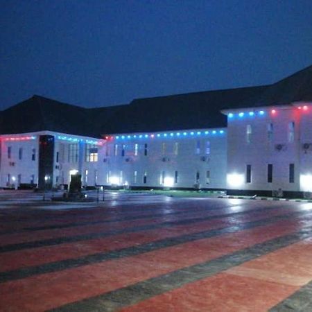 Murphy'S Mansion Resort Umuahia Kültér fotó