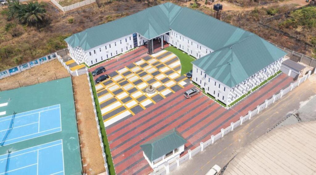 Murphy'S Mansion Resort Umuahia Kültér fotó